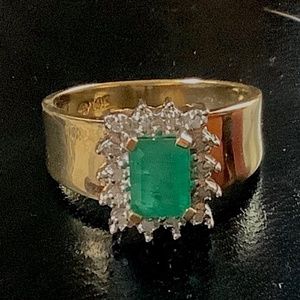 14k Gold Emerald with Diamond Halo Ring